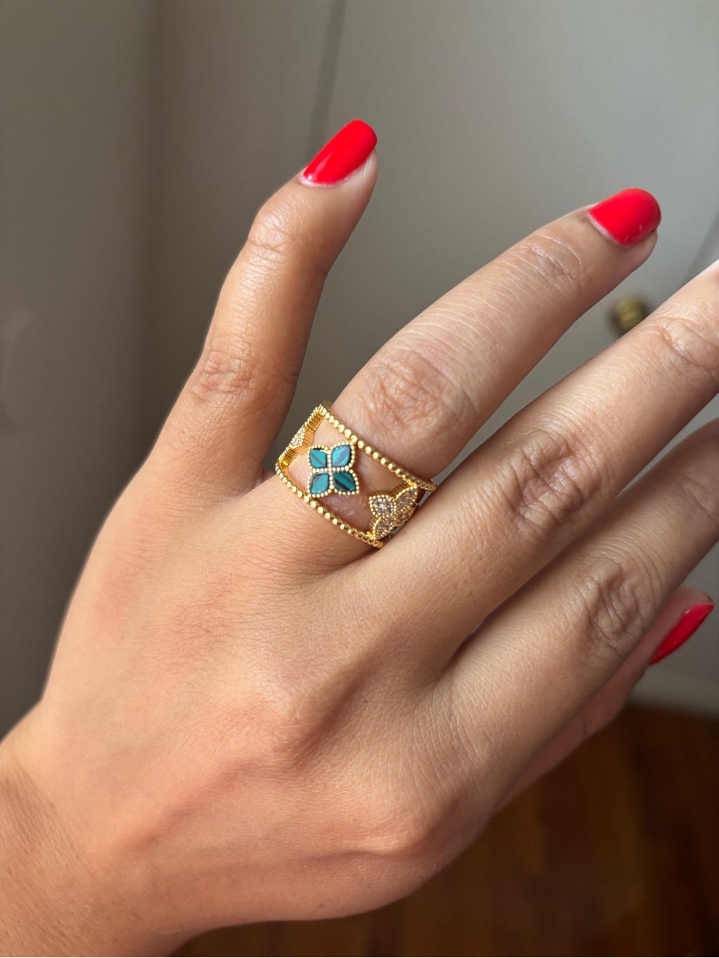 Gold Band Ring With Turquoise Flower Accent